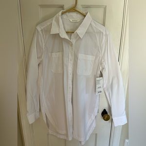 Athleta Long and Lean white shirt
